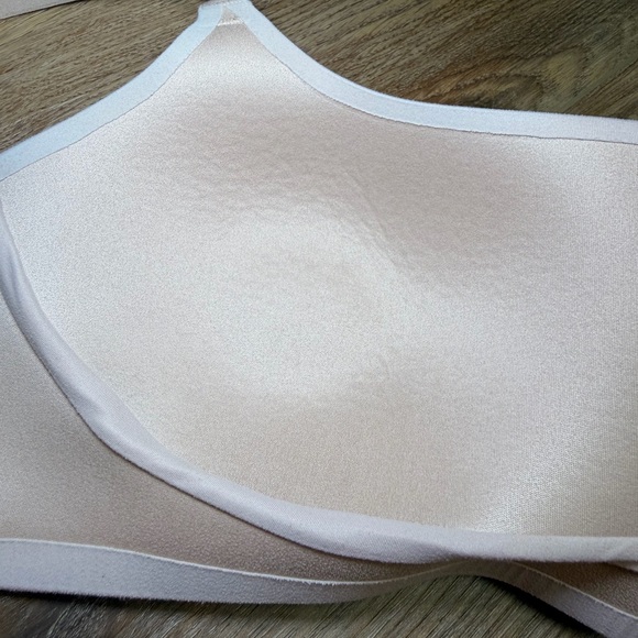 Aerie Smoothez Bra-ish Wireless Bralette Large Nude Sands Seamless Comfort Bra - Picture 10 of 13